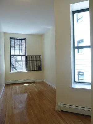Rented by Bohemia Realty Group | media 12