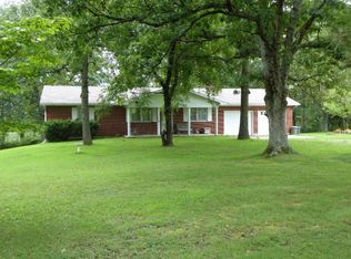 3762 Cravens Rd, Mansfield, MO 65704
