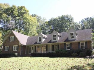 188 Longview Dr, Norcross, GA 30071