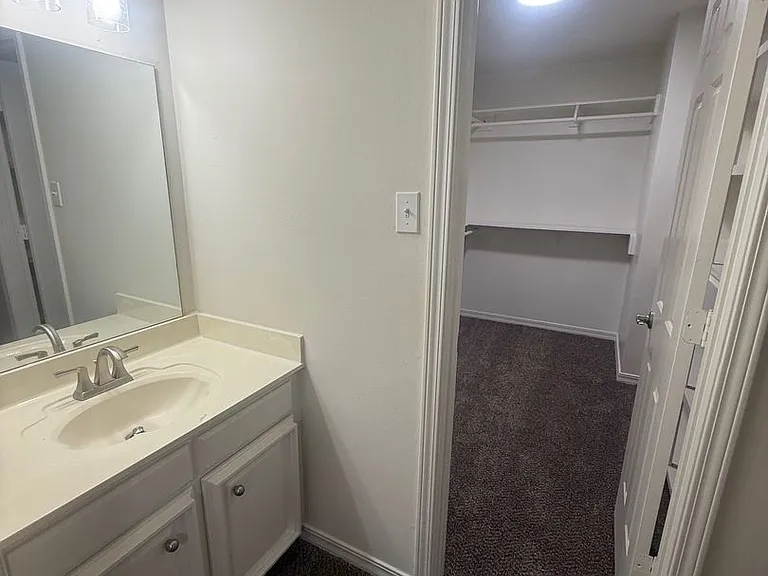 206 Cambridge Rd — Photo 20