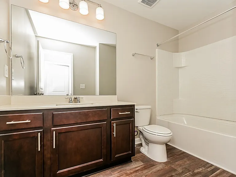 1083 Coldwater Dr — Photo 16