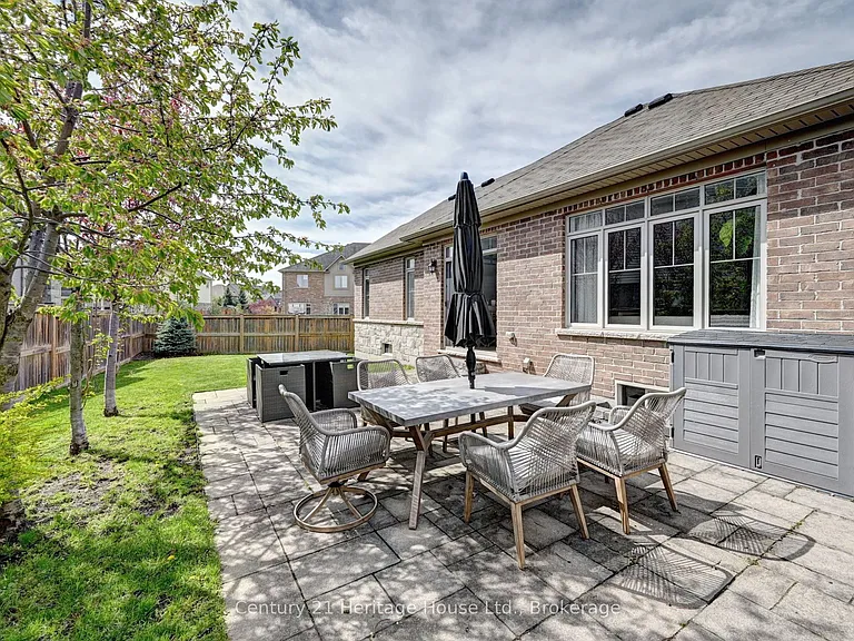219 Falconridge Dr — Photo 45