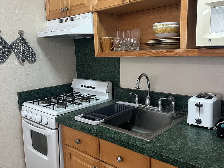 1867 Kaioo Dr #307 — Photo 7
