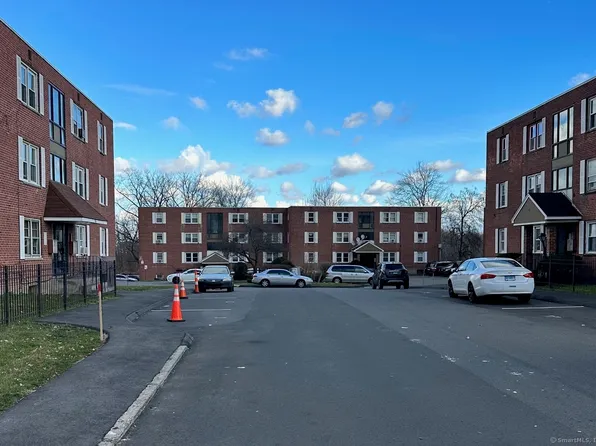 926 wethersfield Avenue #6, Hartford, CT 06114