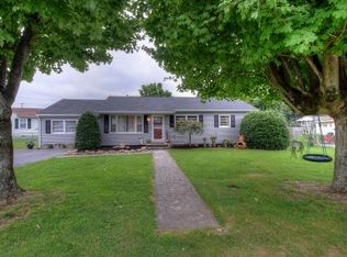 1304 Circle Dr, Elizabethton, TN 37643