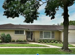 106 E Van Buren St, Elmhurst, IL 60126