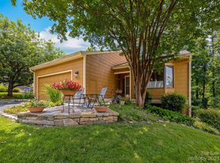 118 Beaver Ridge Rd, Asheville, NC 28804