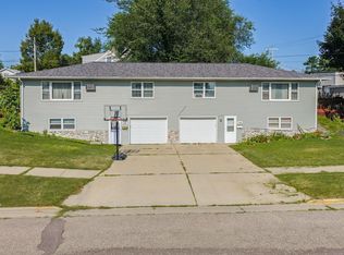 602 7th Ave, Baraboo, WI 53913