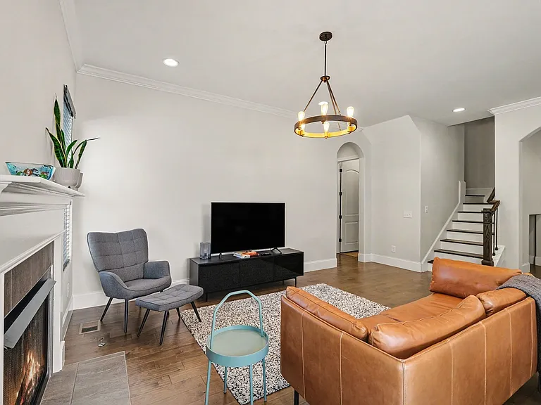 7102 Big Oak Ln — Photo 8