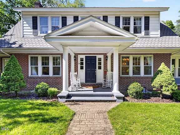 3rd image of 31 Sunnyside Road