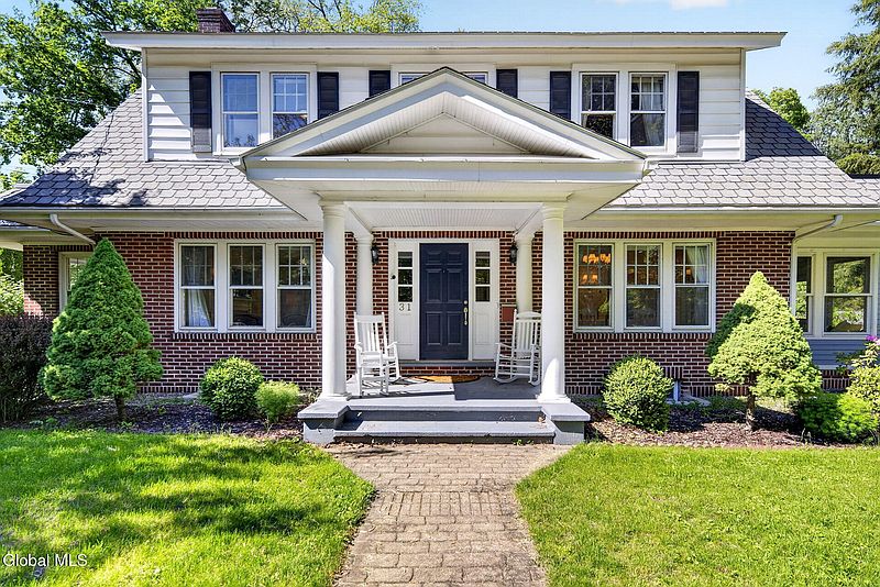 3rd image of 31 Sunnyside Road