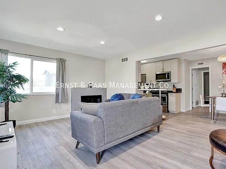 17071 Oak Ln #A — Photo 5