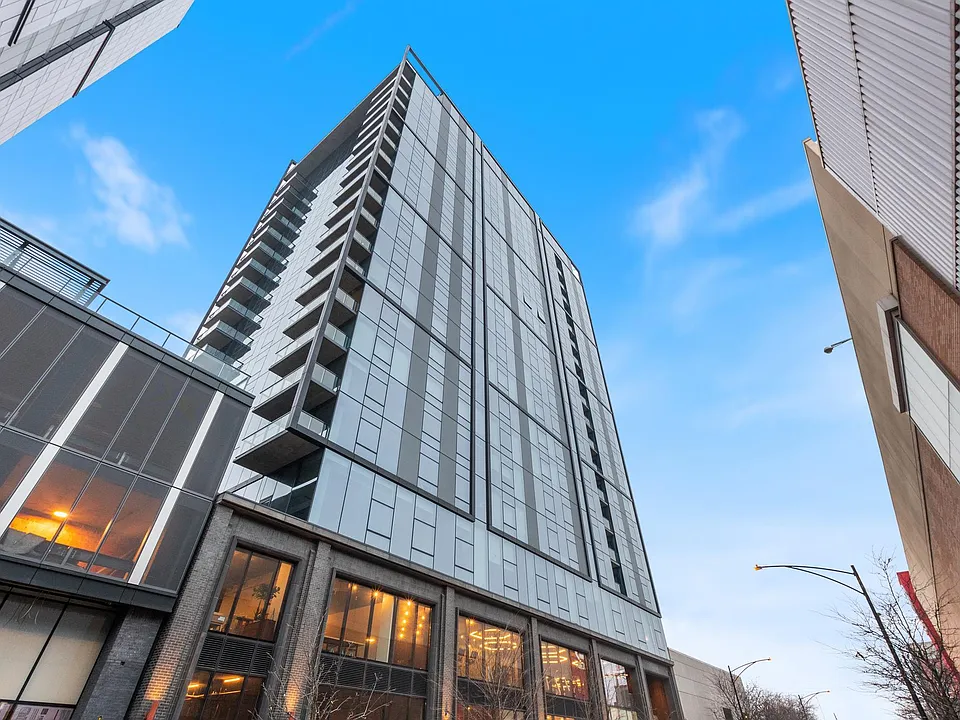 The Avra West Loop