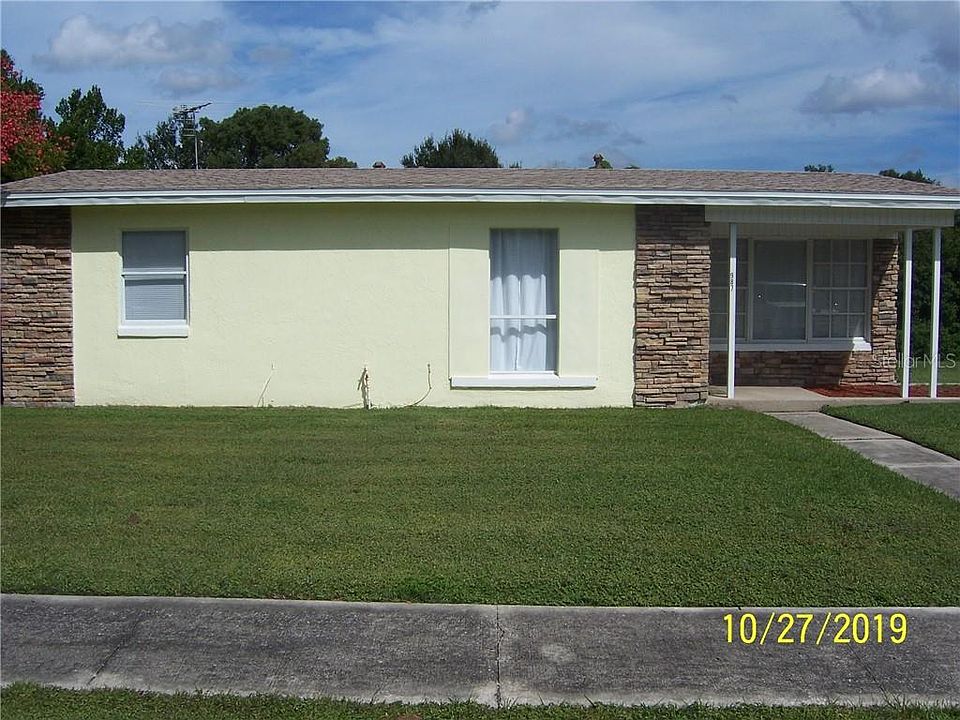 1st image of 987 N Waycross Cir