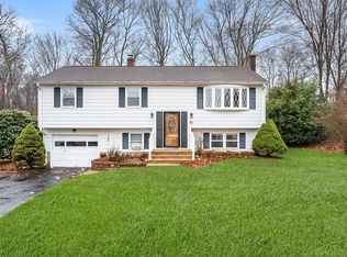 55 Knollcrest Rd, Norwich, CT 06360