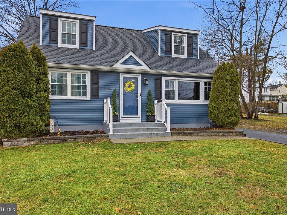 1st image of 35 Rosedale Ave