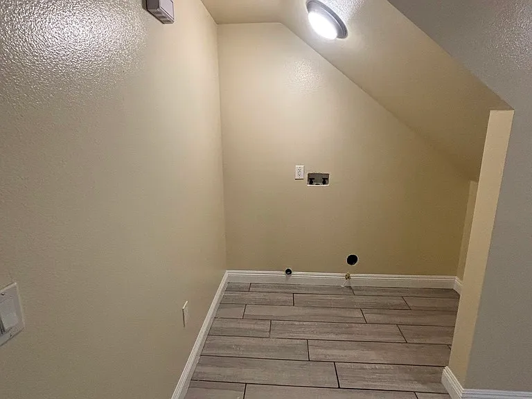 4310 Morgan Ave — Photo 6