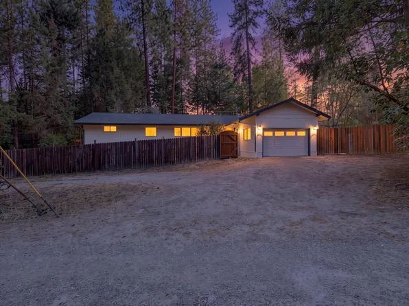 4184 E Evans Creek Rd, Rogue River, OR 97537