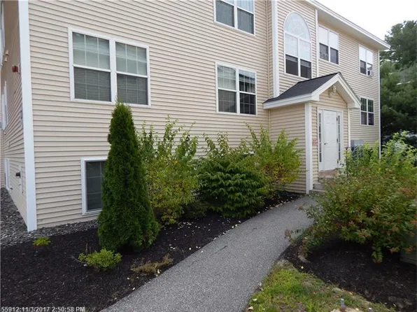 18 Smithwheel Rd APT 48, Old Orchard Beach, ME 04064