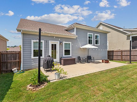 3rd image of 1341 Duns Ln