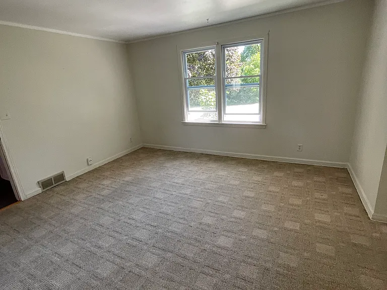 2626 Newman Rd — Photo 5