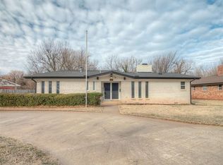 741 Kingston Dr, Yukon, OK 73099