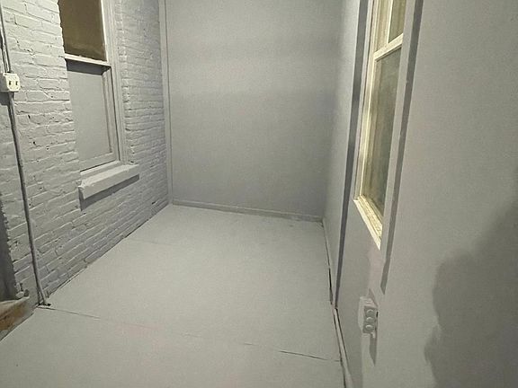 4th image of 1649 W Garfield Blvd #1