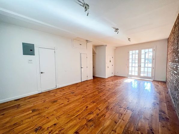 829 Bushwick Ave APT 3