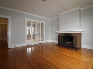 581 Prospect Ave APT 17, West Hartford, CT 06105