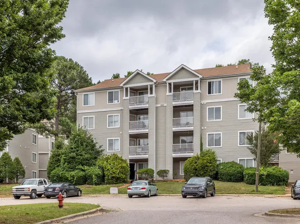 1341 Crab Orchard Dr APT 303, Raleigh, NC 27606