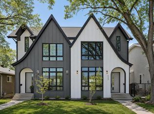 523 N 55th Ave SW, Calgary, AB T2V0G3