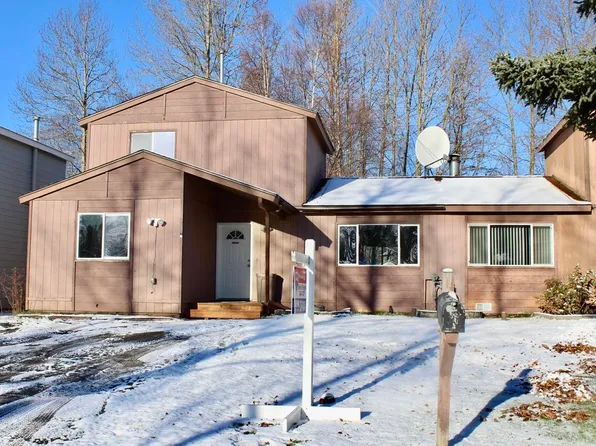 8383 Country Woods Ct, Anchorage, AK 99502