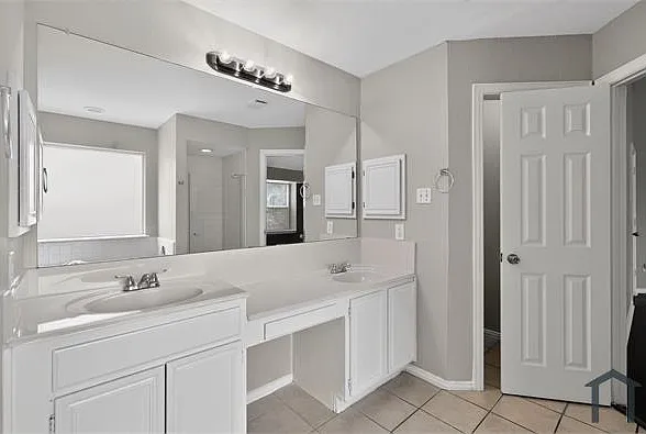 2740 Windswept Ln — Photo 36