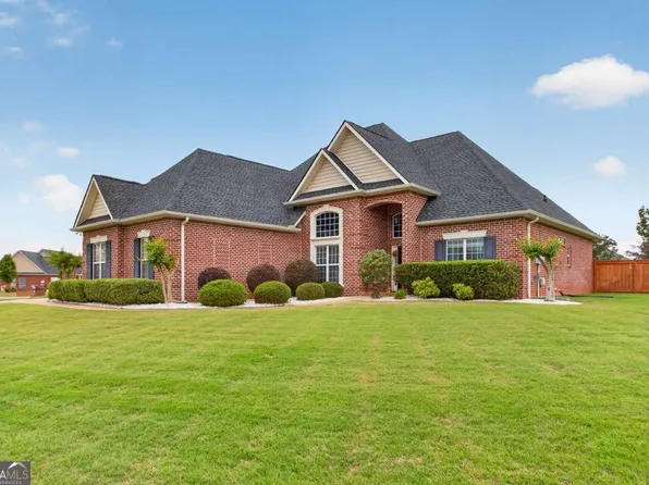 124 Flora Cir, Warner Robins, GA 31088