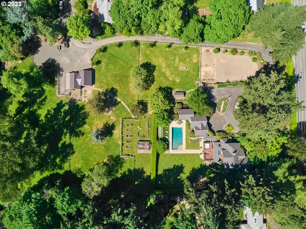 3935 SW 91st Ave, Portland, OR 97225