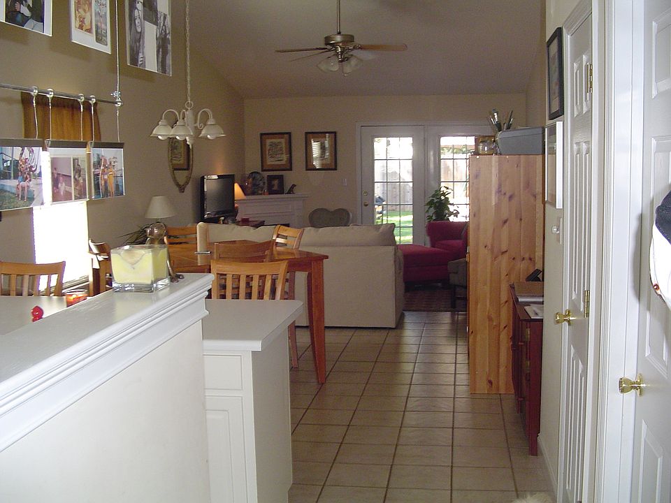 Entry Open Floor Plan
