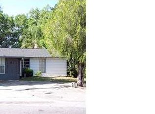 1606 Crest Ave, Leesburg, FL 34748