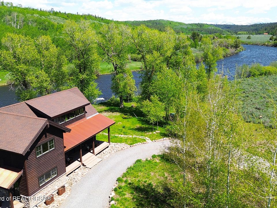 1st image of 4641 River Hollow Dr