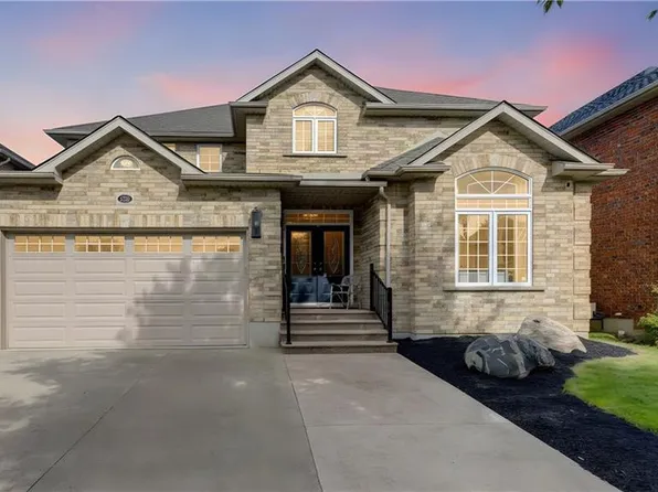 231 Hawkswood Dr, Kitchener, ON N2K 4J2