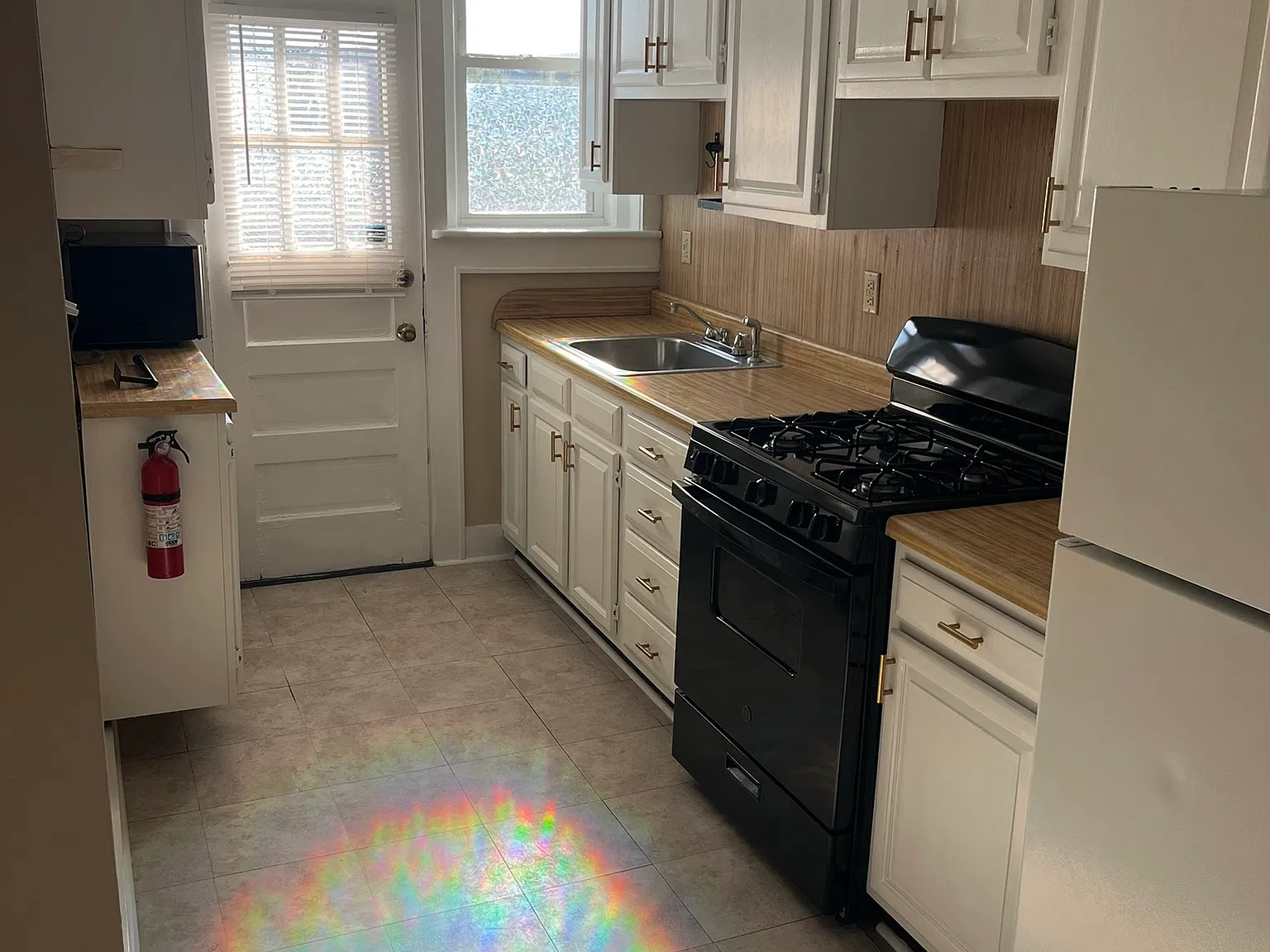 1 bed, 700 sqft, $1,100 — Photo 4