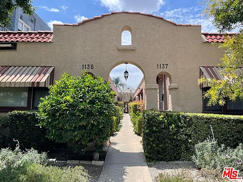 1137 Lodi Pl Photo 1