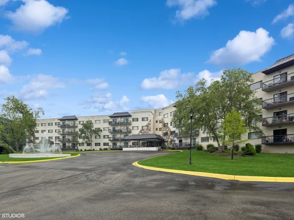 6700 S Brainard Ave APT 308, Countryside, IL 60525