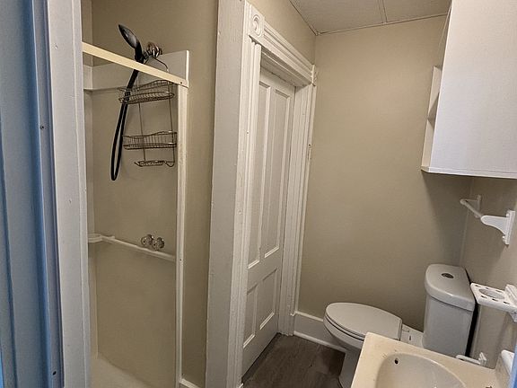4th image of 53 S Park St #1