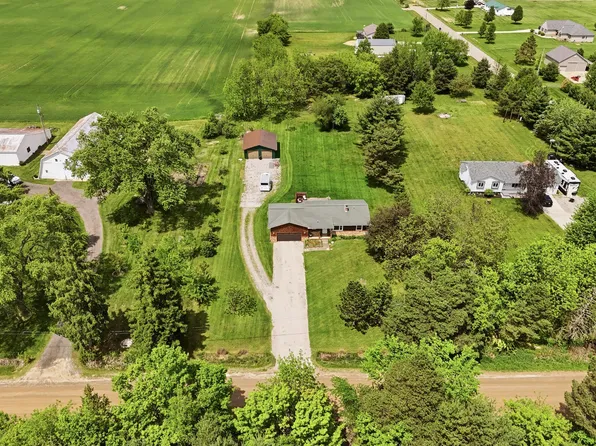 5430 Cook Rd, Swartz Creek, MI 48473