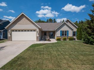 1225 Olivia Trl, Burlington, WI 53105
