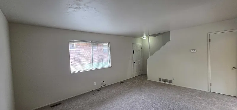 2 bed, 1.0 bath, 1100 sqft, $1,299 — Photo 1