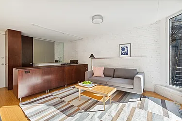 Rented by JDM Real Estate Consulting