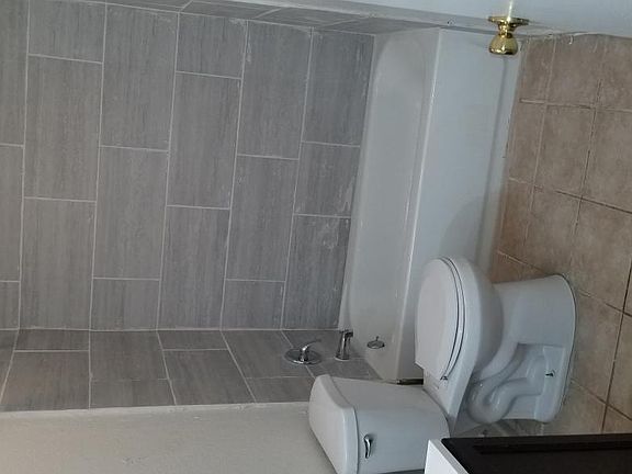 4th image of 13642 La Mesa Dr #2B