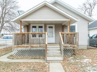 1010 4th St SW, Mandan, ND 58554