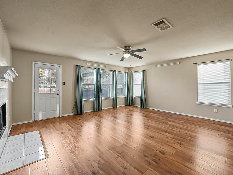 12482 Shepherds Hill Ln — Photo 16